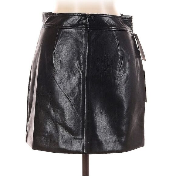 Aritzia Black Mini Skirt - Picture 7 of 8